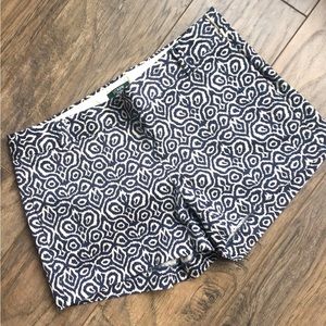 NWT J Crew size 2 shorts navy and white